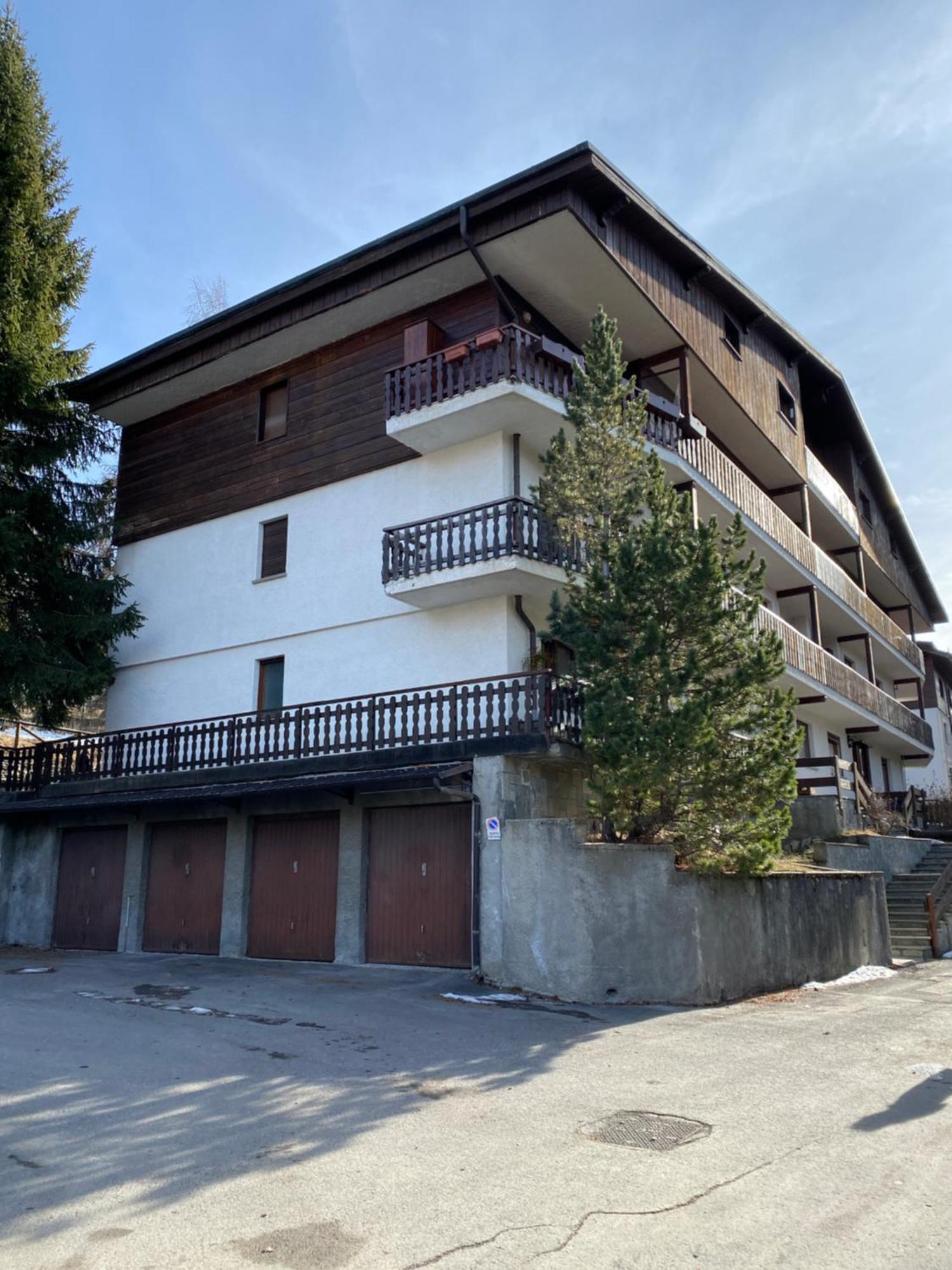 Condominio Le Grange - Casa E Саузе-д'Ульс Экстерьер фото